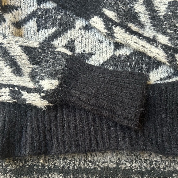 RAG & BONE Edith Mock Neck Soft Alpaca Houndstooth Sweater - Picture 5 of 9